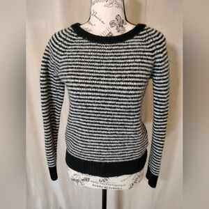 EUC! Banana Republic Black & Cream Striped Sweater. Size S